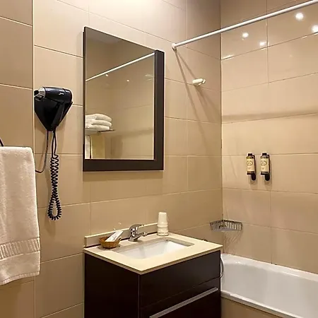 Dom Afonso - Hotell 2*